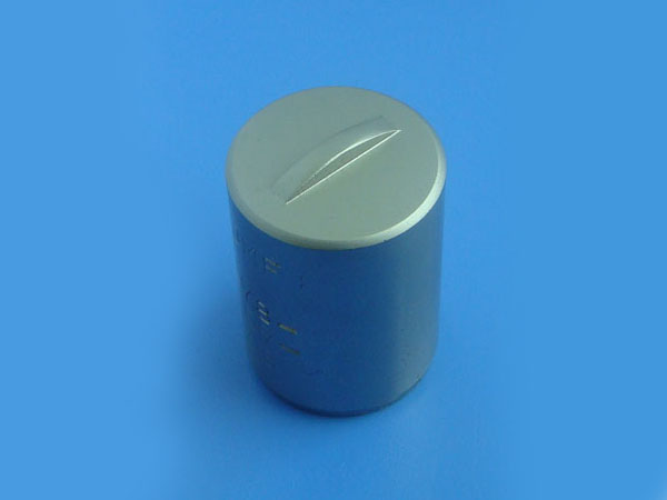 割溝 SLOTTED