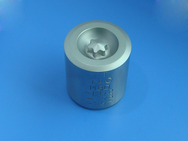 鈕扣頭 BUTTON